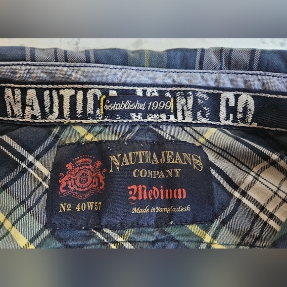 0070 Nautica Plaid Button Up Longsleeve Green Blue Fall Flannel Size Medium - Picture 3 of 9